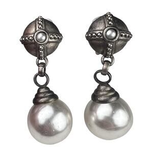 Vintage Linda Levinson Clip On Earrings Silver Tone Faux Pearl